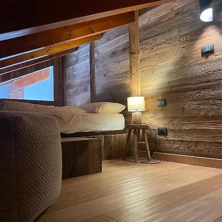 Chalet Mont Blanc De Courmayeur Exterior photo