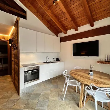 Chalet Mont Blanc De Courmayeur Exterior photo