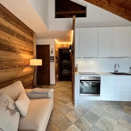 Chalet Mont Blanc De Courmayeur Exterior photo